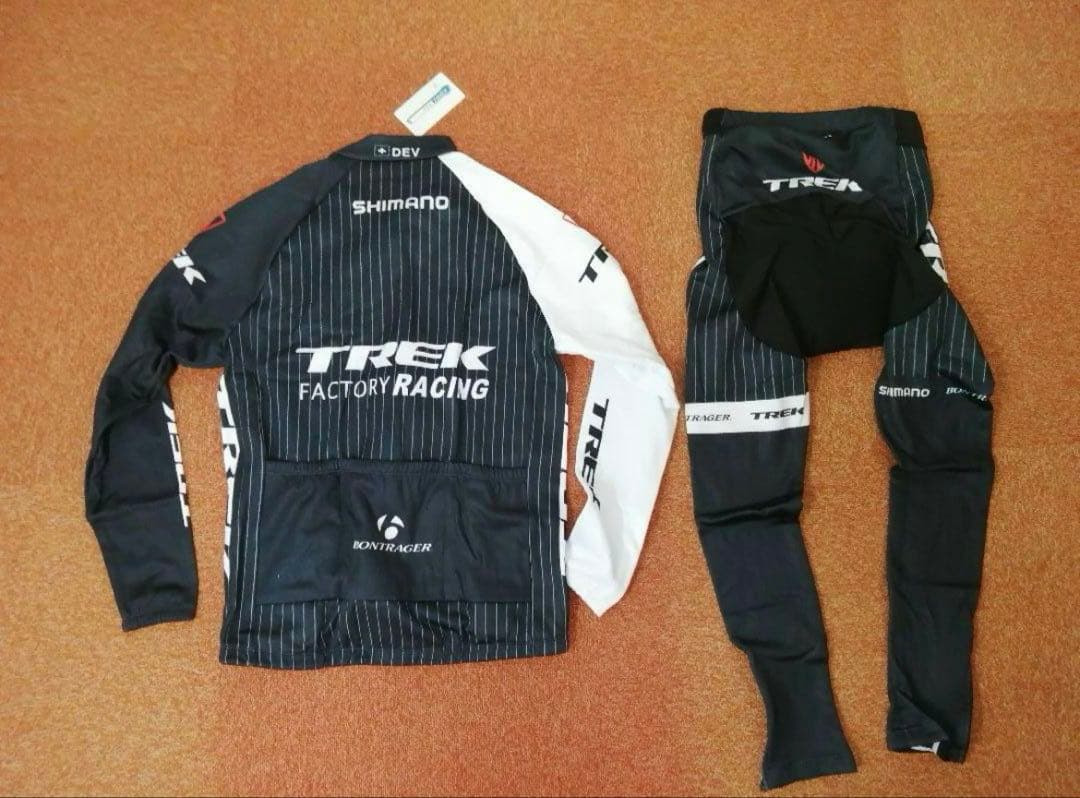 新品タグ付き　シマノ　TREK FACTORYレプリカ　上下　サイズＸＬ
