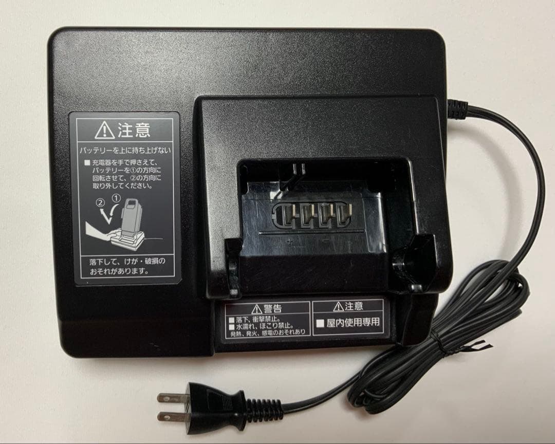 純正Panasonic 電動自転車 充電器 NKJ069Z2 動作確認済