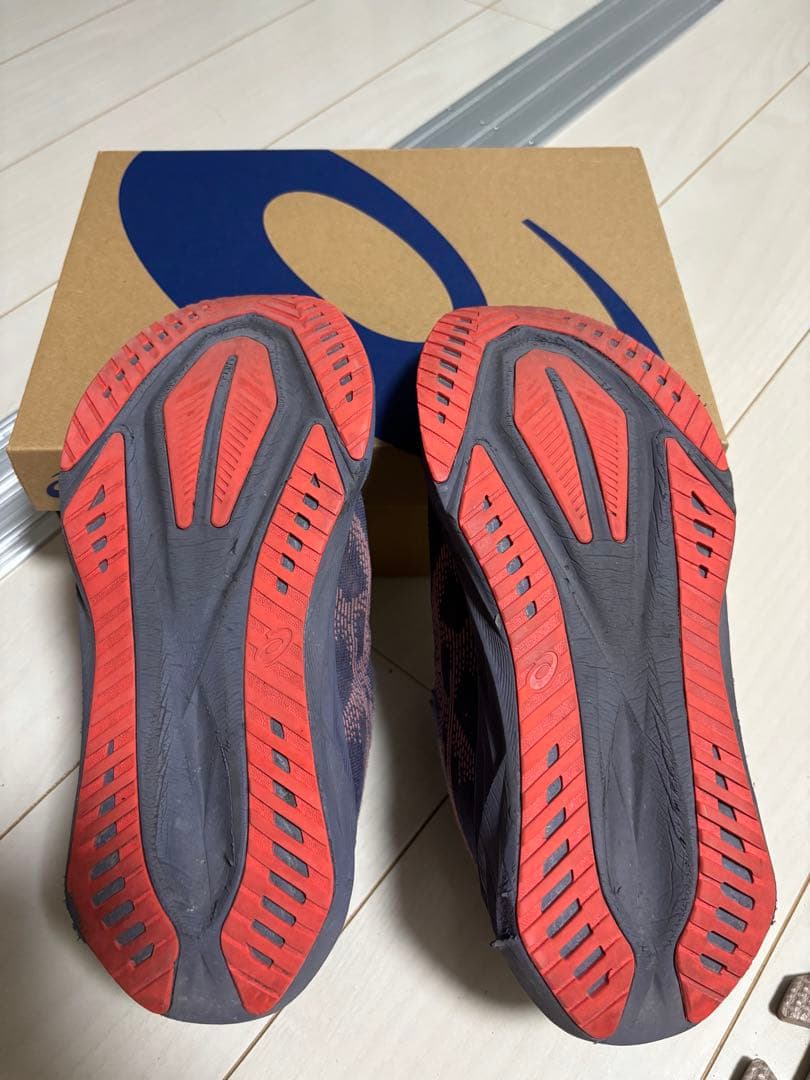 アシックスNOVABLAST 5【現行】 ランニングシューズ【送料込】