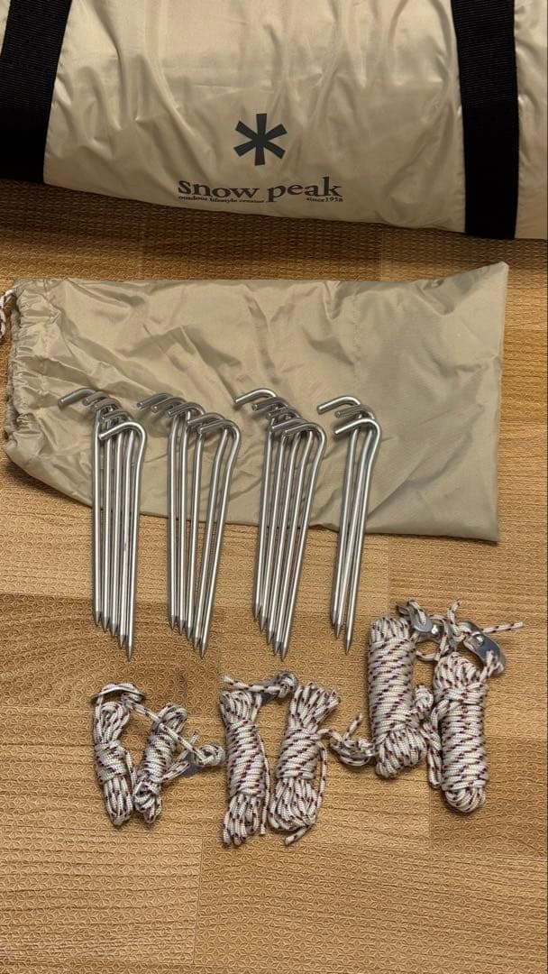 新品　スノーピークアメニティドーム M アイボリー　マットシートセット　ポール