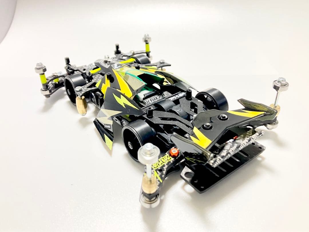 ミニ四駆完成品MSフレキ　AVANTE MK.Ⅱ イナズマプラズマ