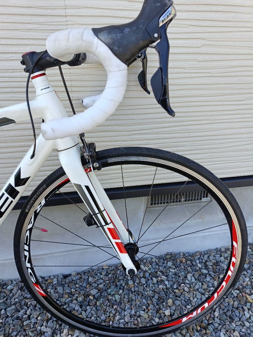 Trek Madone 2.1 ロードバイク