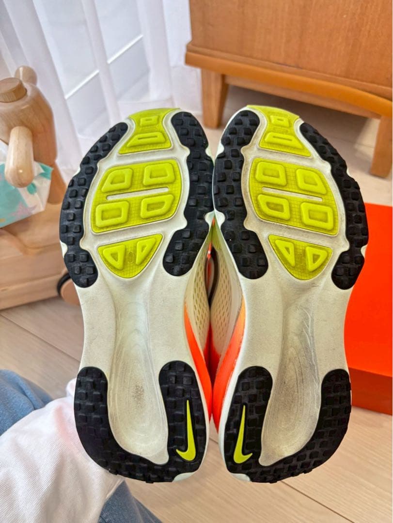 中古 NIKE VOMERO 18 27cm ナイキ ボメロ18