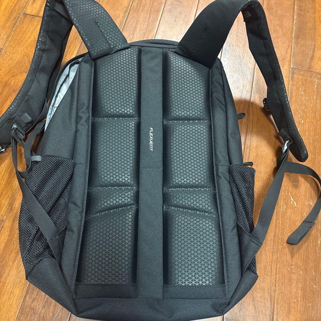 THE NORTH FACE VAULT バックパック ブラック