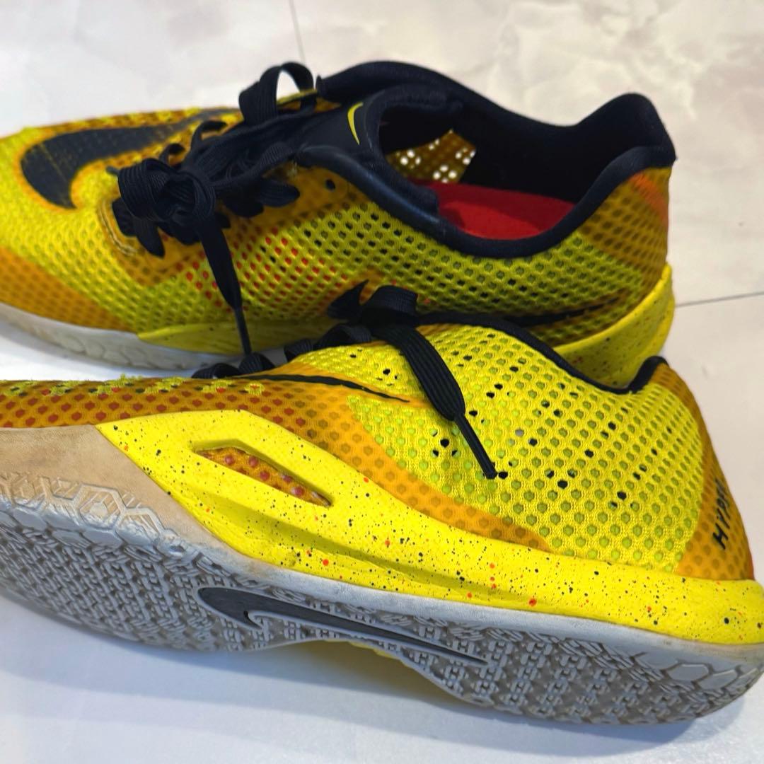 ハイパーライブEP Nike バッシュ　イエロー/ブラック　25、5cm