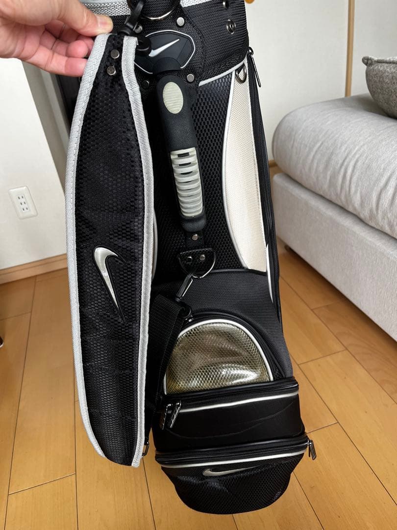 良品完売品　希少ナイキゴルフ　スポーツ　アクティブカートキャディバッグ　ブラック