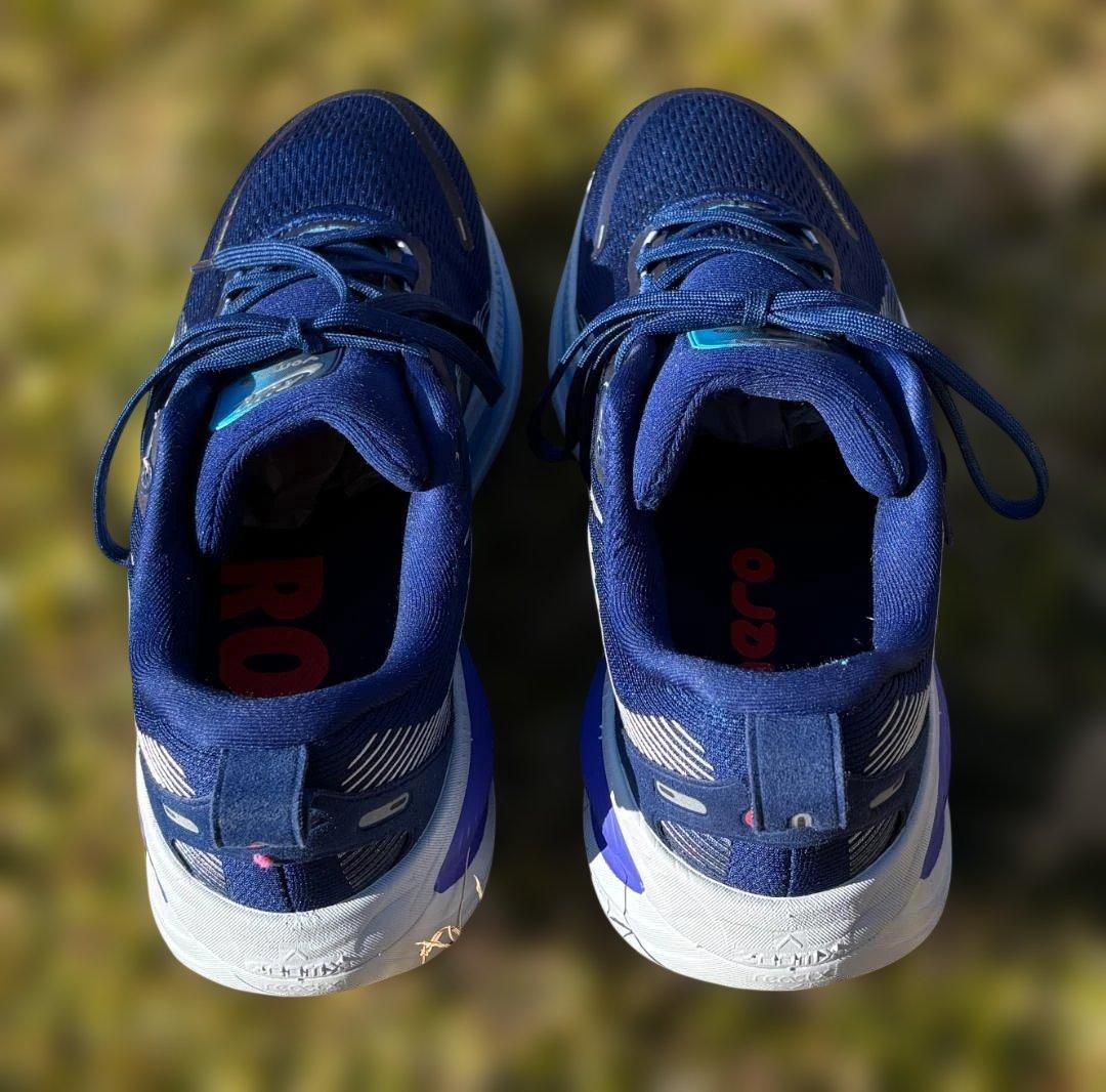 ★大人気商品即決★NIKE vomero18 ナイキ ボメロ18 （26.0㎝）