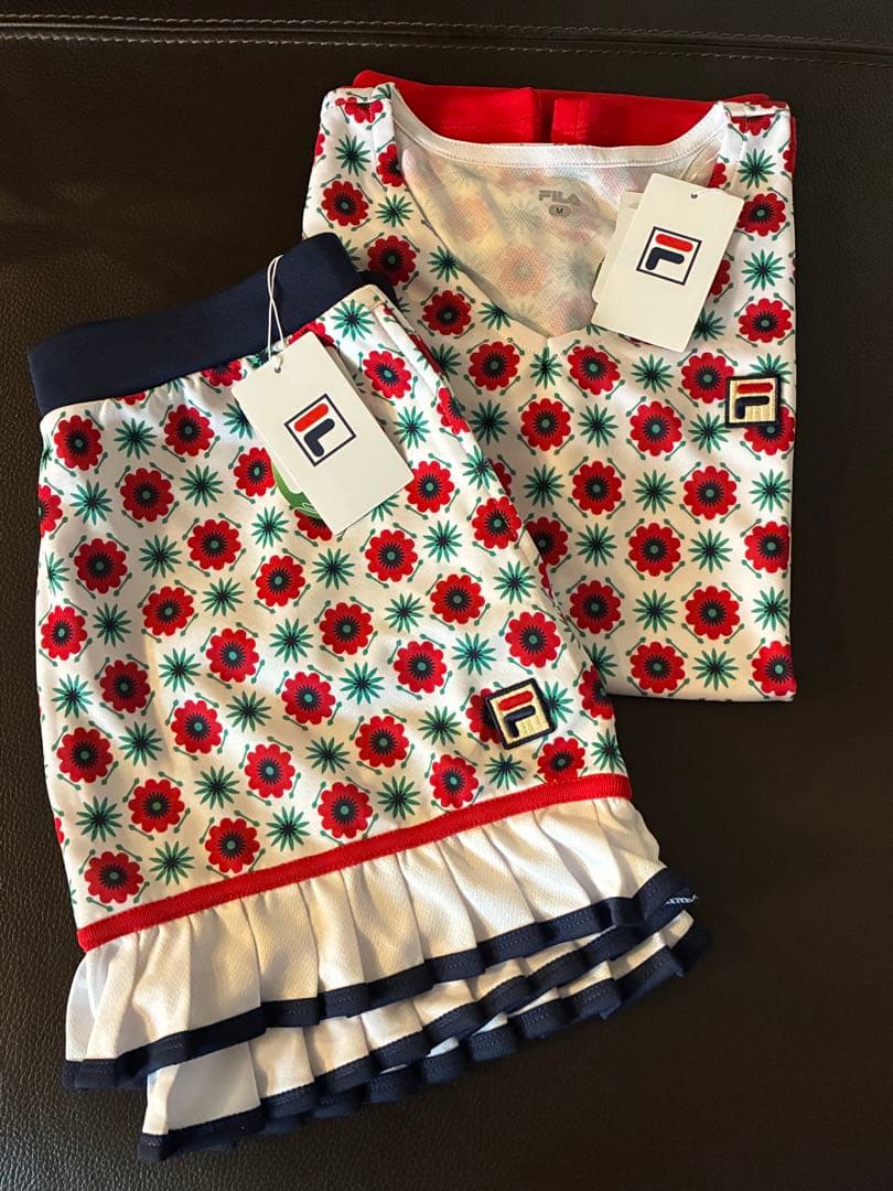【新品未使用】FILA 花柄セットアップ上下M