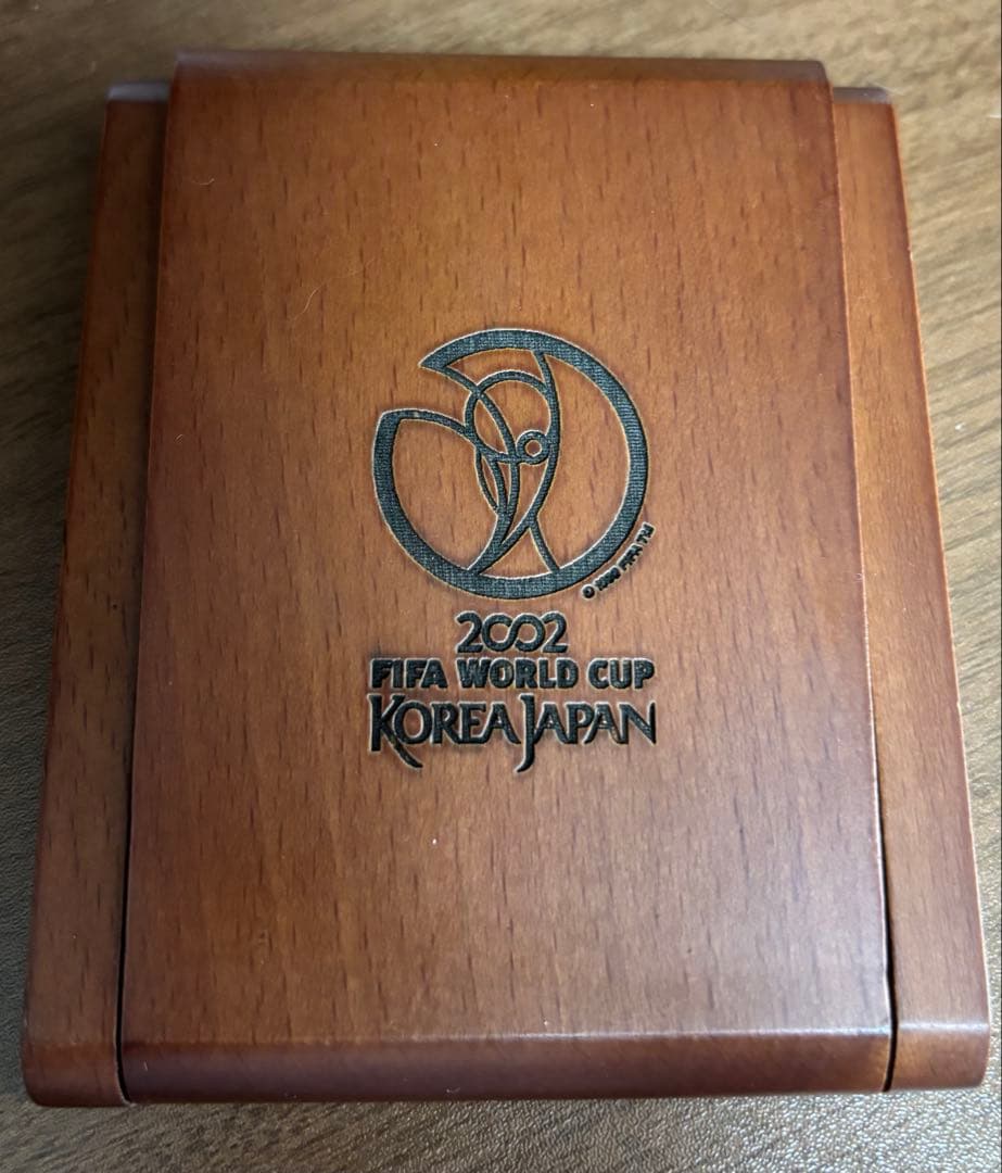 ワールドカップ！2002 FIFA WORLD CUP 銀メダル 木製ケース付き