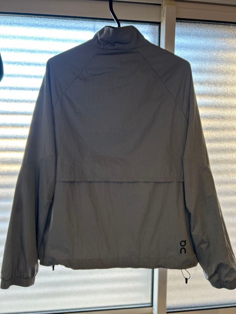 on court ジャケット グレー