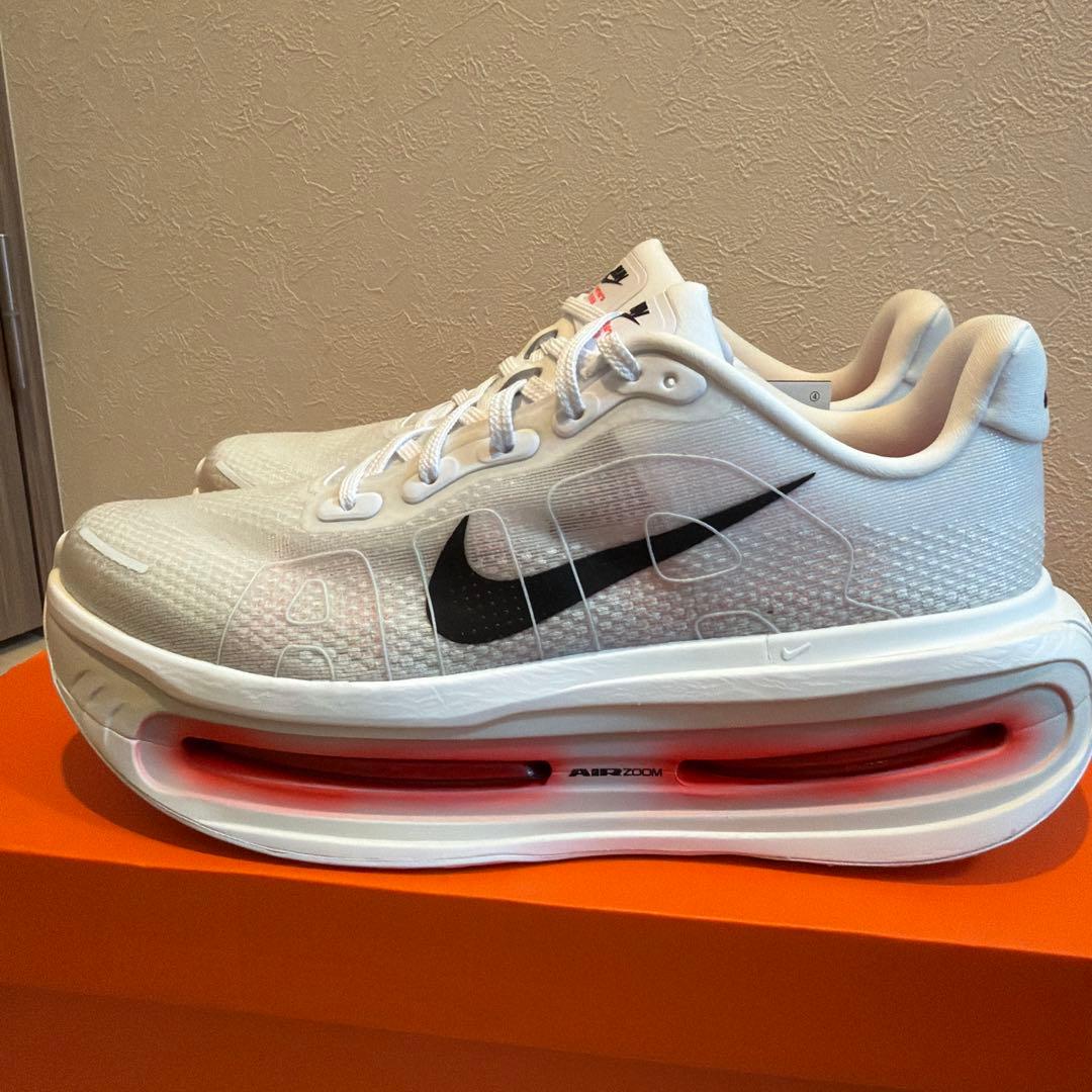 <新品未使用> NIKE ボメロプレミアム HQ2050-103 28.5cm