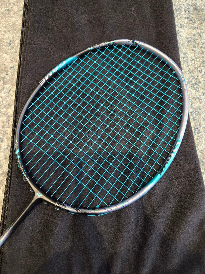YONEX アストロクス88Dゲーム ブラック×セルリアンブルー