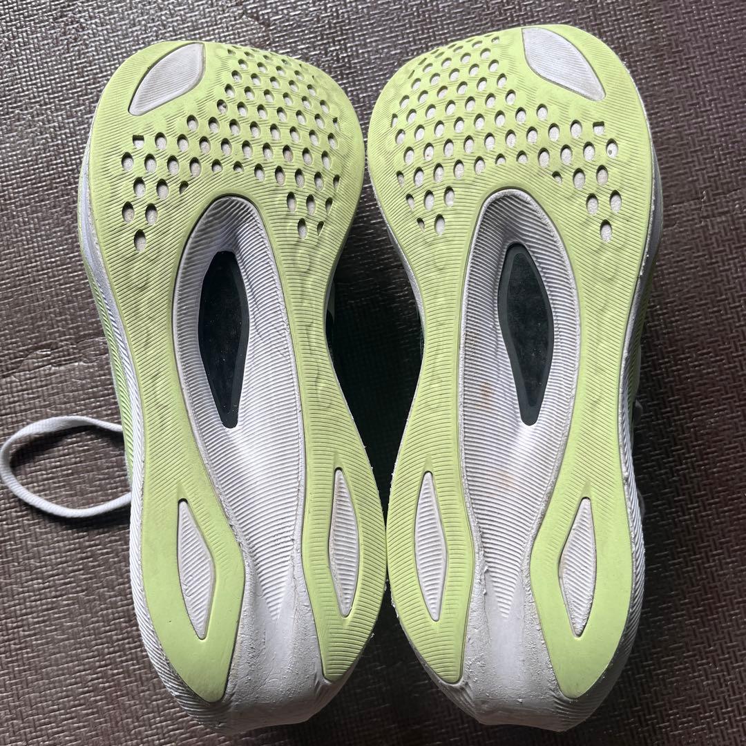 スパイク・シューズ ASICS MAGIC SPEED 4