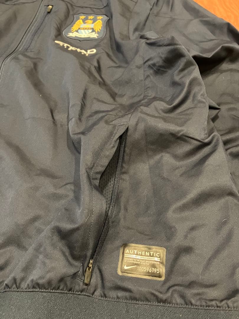 【新品未使用】NIKE マンチェスターシティ トラックジャケット 黒