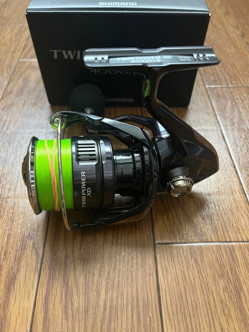 ２５ツインパワーXD 4000xg 新品同様
