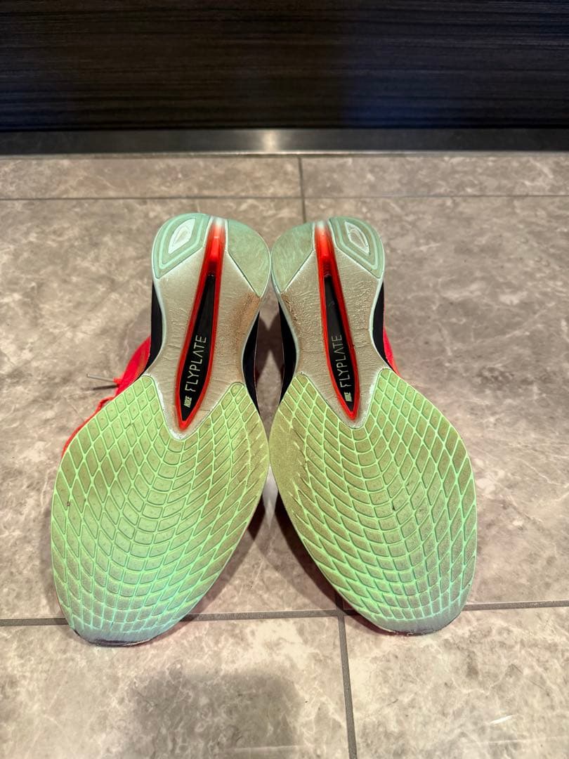 NIKE ヴェイパーフライ4 26cm