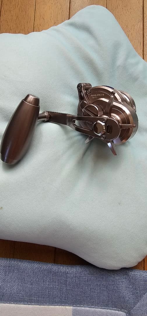 DAIWA SALTIGA 15H-SJ リール 収納ケース付き