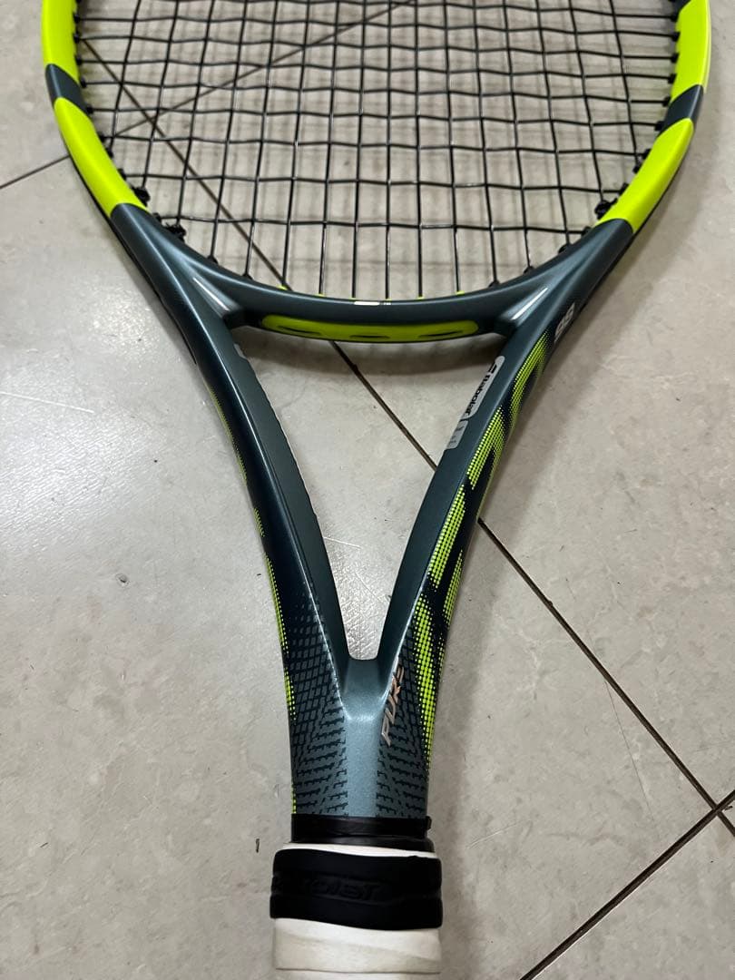 Babolat Pure aero 98 2026年モデル　グリップ2