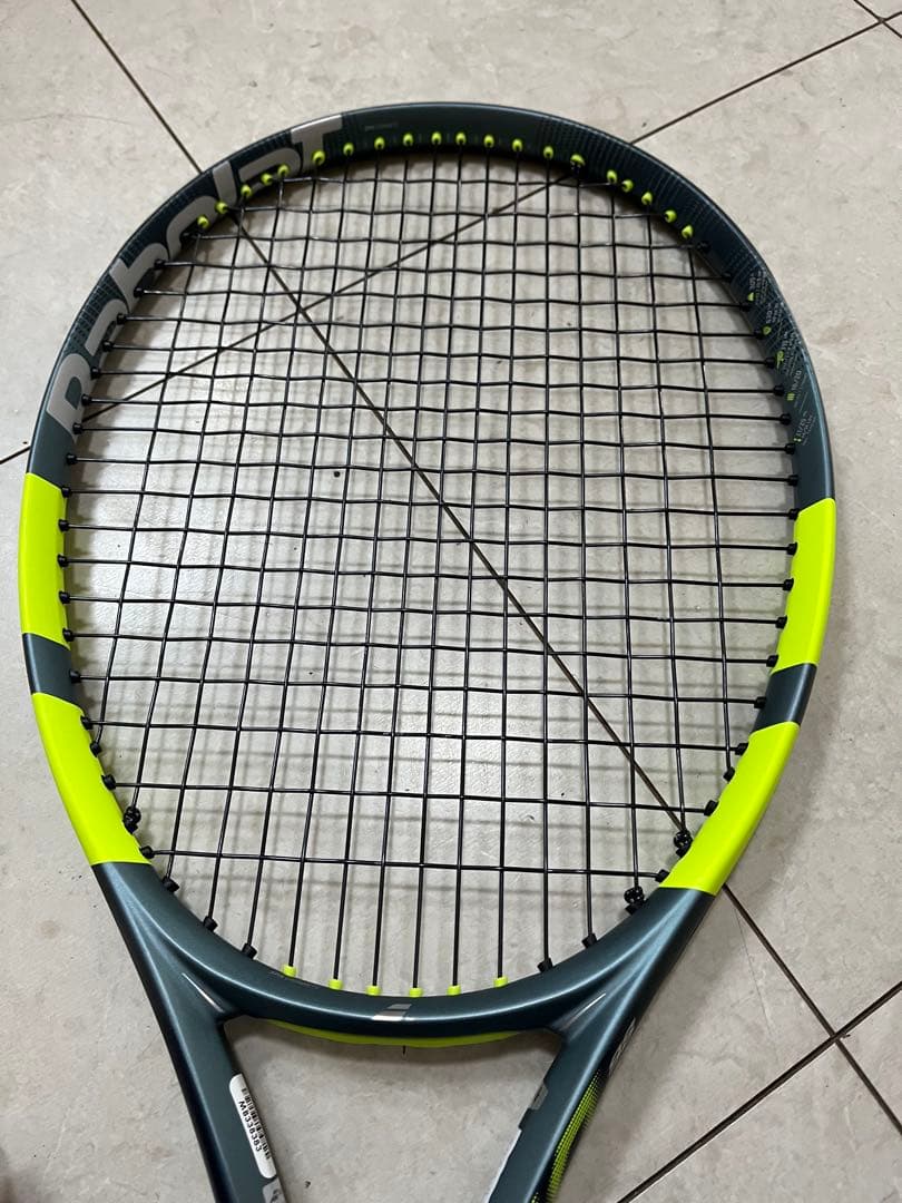 Babolat Pure aero 98 2026年モデル　グリップ2