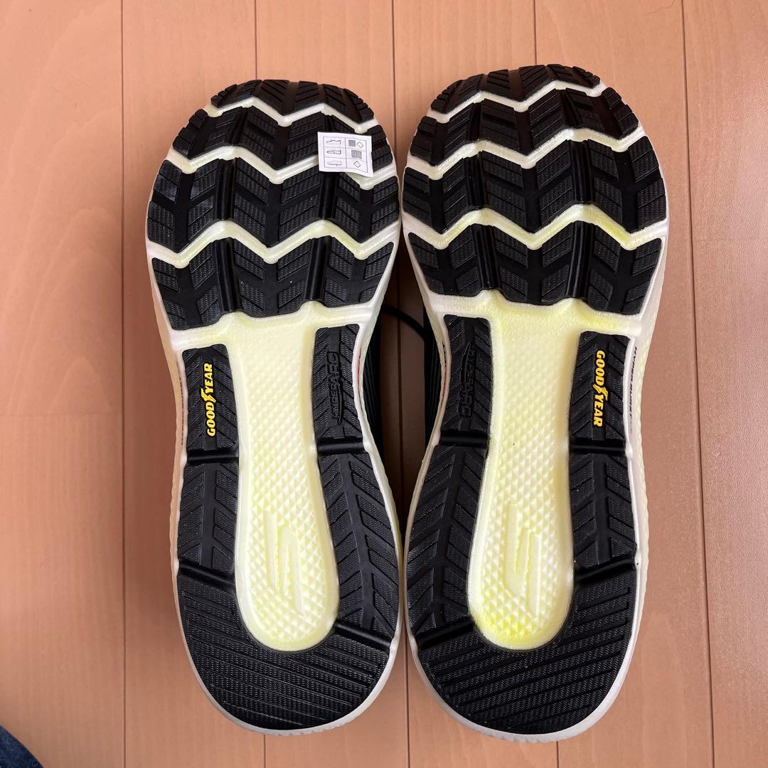 SKECHERS Go Run Ride 11 28.0 ゴーランライド11