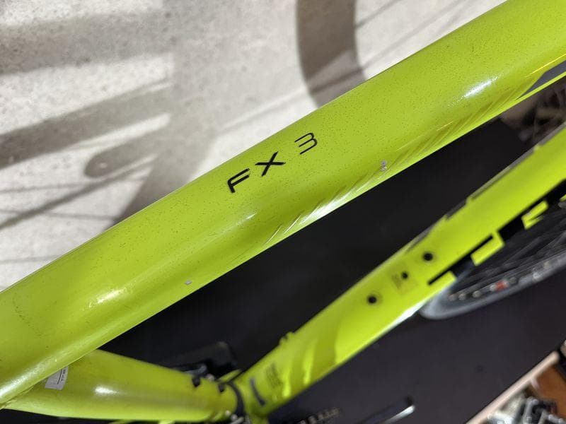 TREK FX3 油圧ディスクブレーキ　M