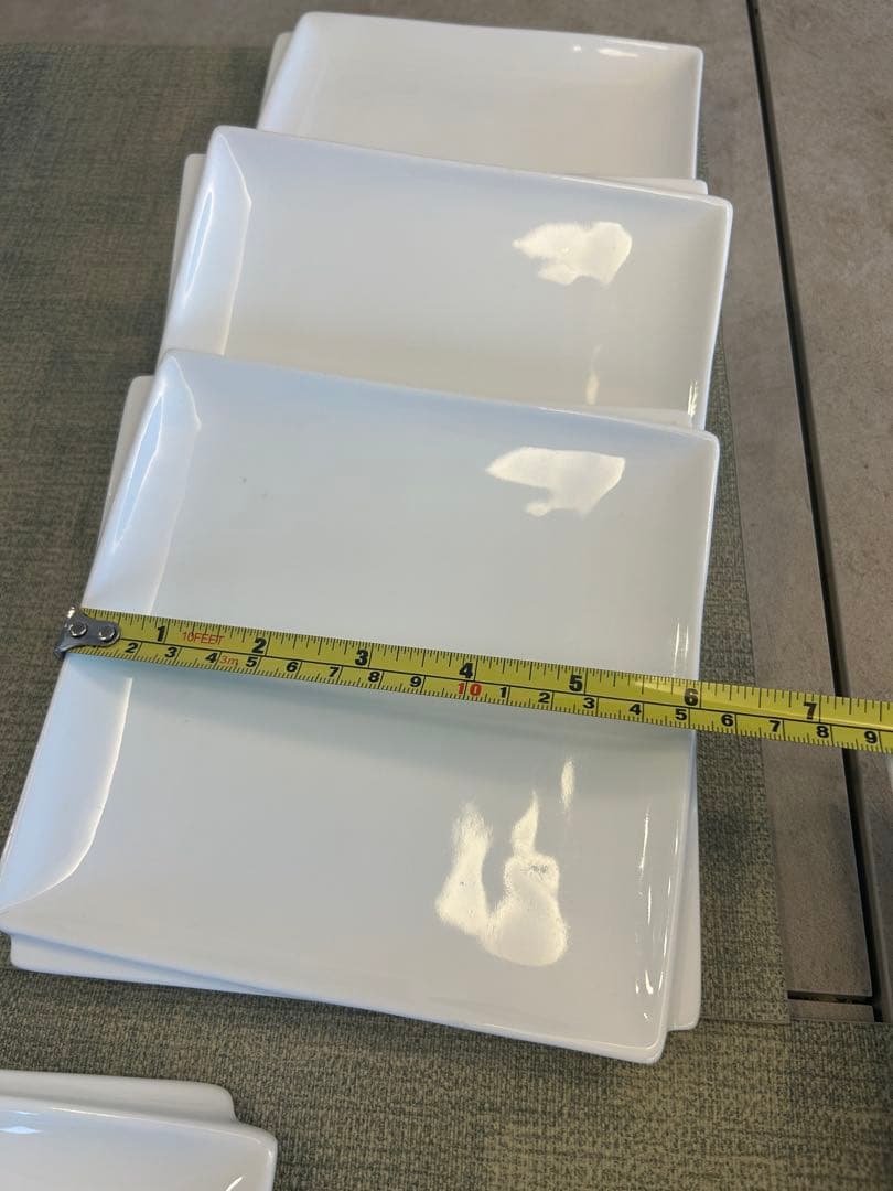 アメリカ購入　白&シンプル＆デザインの食器10枚セット