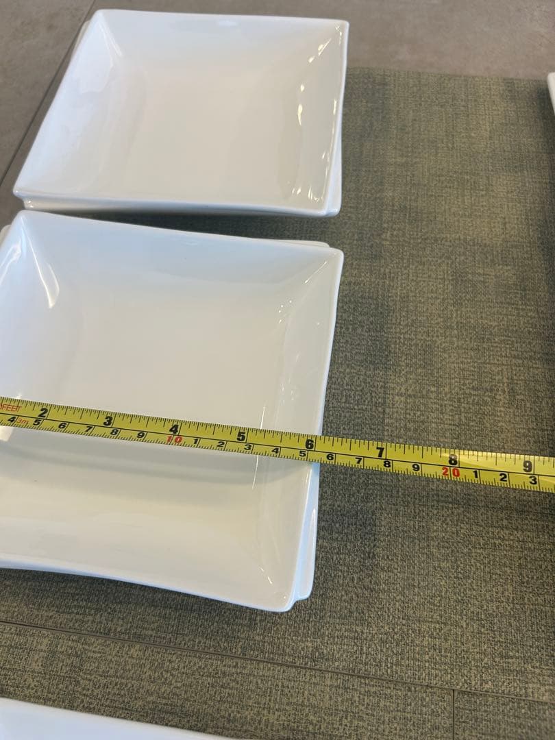 アメリカ購入　白&シンプル＆デザインの食器10枚セット