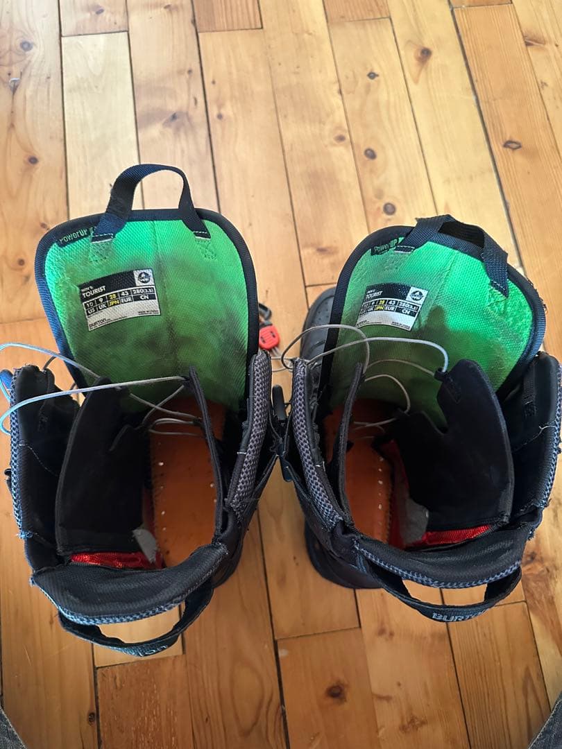 Burton スノーボードブーツ tourist 28.0㎝