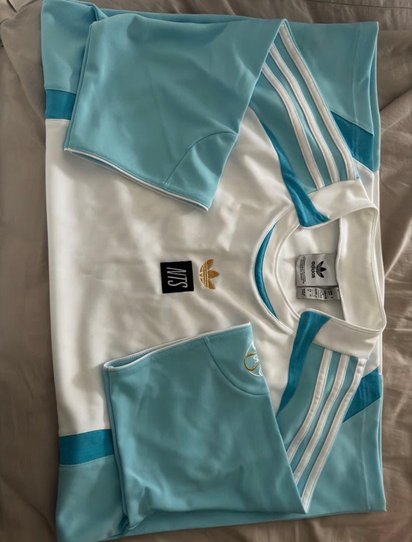 新品S Adidas×NTS RADIO半袖Tシャツ ブルー JI5132