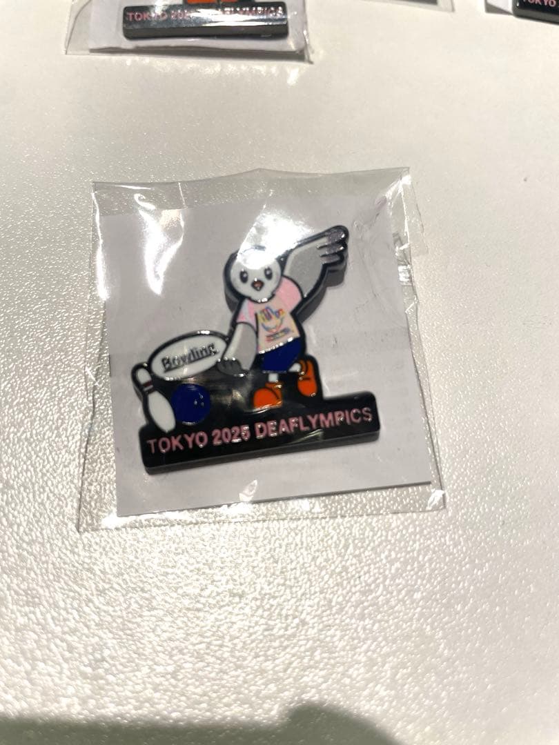 【非売品】東京2025世界陸上・デフリンピック　バッジ セット
