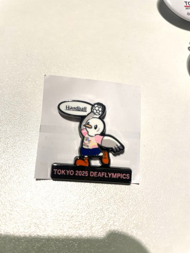 【非売品】東京2025世界陸上・デフリンピック　バッジ セット