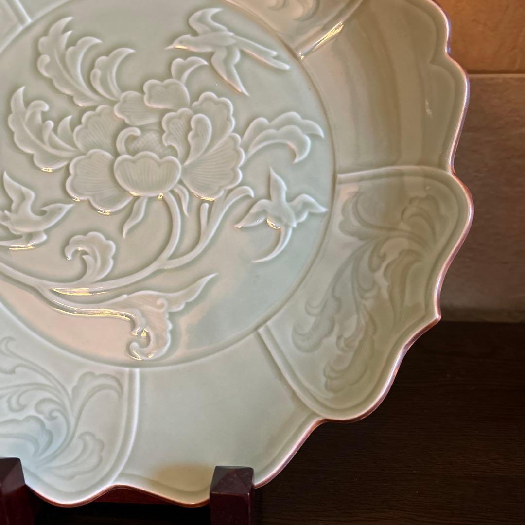 其泉窯 青白磁牡丹彫 盛皿 大皿 花形