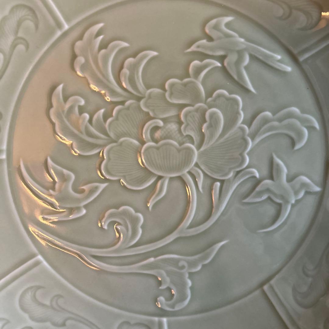 其泉窯 青白磁牡丹彫 盛皿 大皿 花形