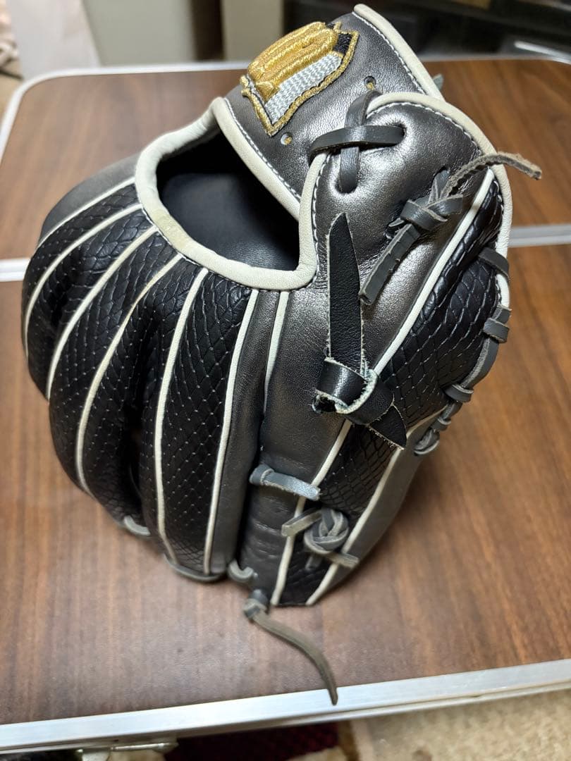 ウィルソン軟式グローブ内野手用
