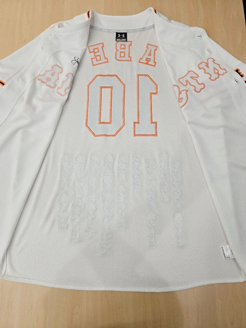 読売ジャイアンツ　阿部慎之助　ユニフォーム　アンダーアーマー　XXLサイズ