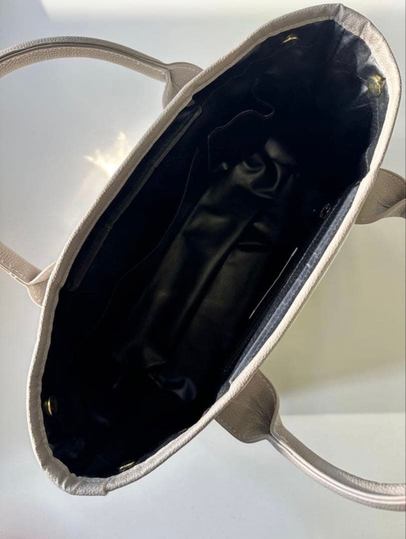 【新品未使用】サイズ(縦:20横:33マチ:13)カートバックラッセルノ2630