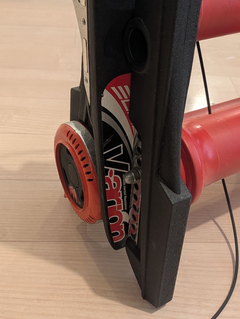 ELITE 3本ローラー台　V-Arion