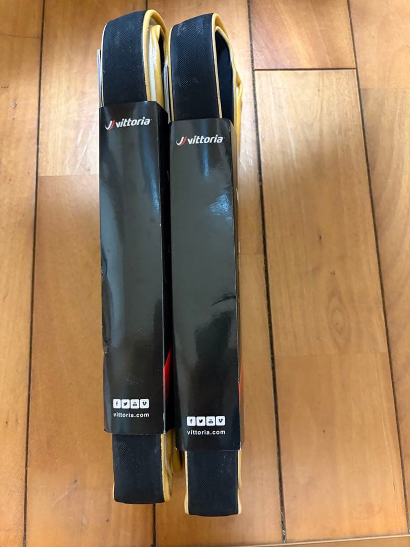vittoria strada tubular 21-28 2本セット おまけ付