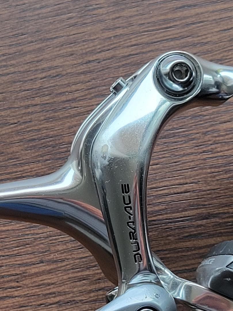 シマノ DURA ACE キャリパーブレーキ(BR-7403)