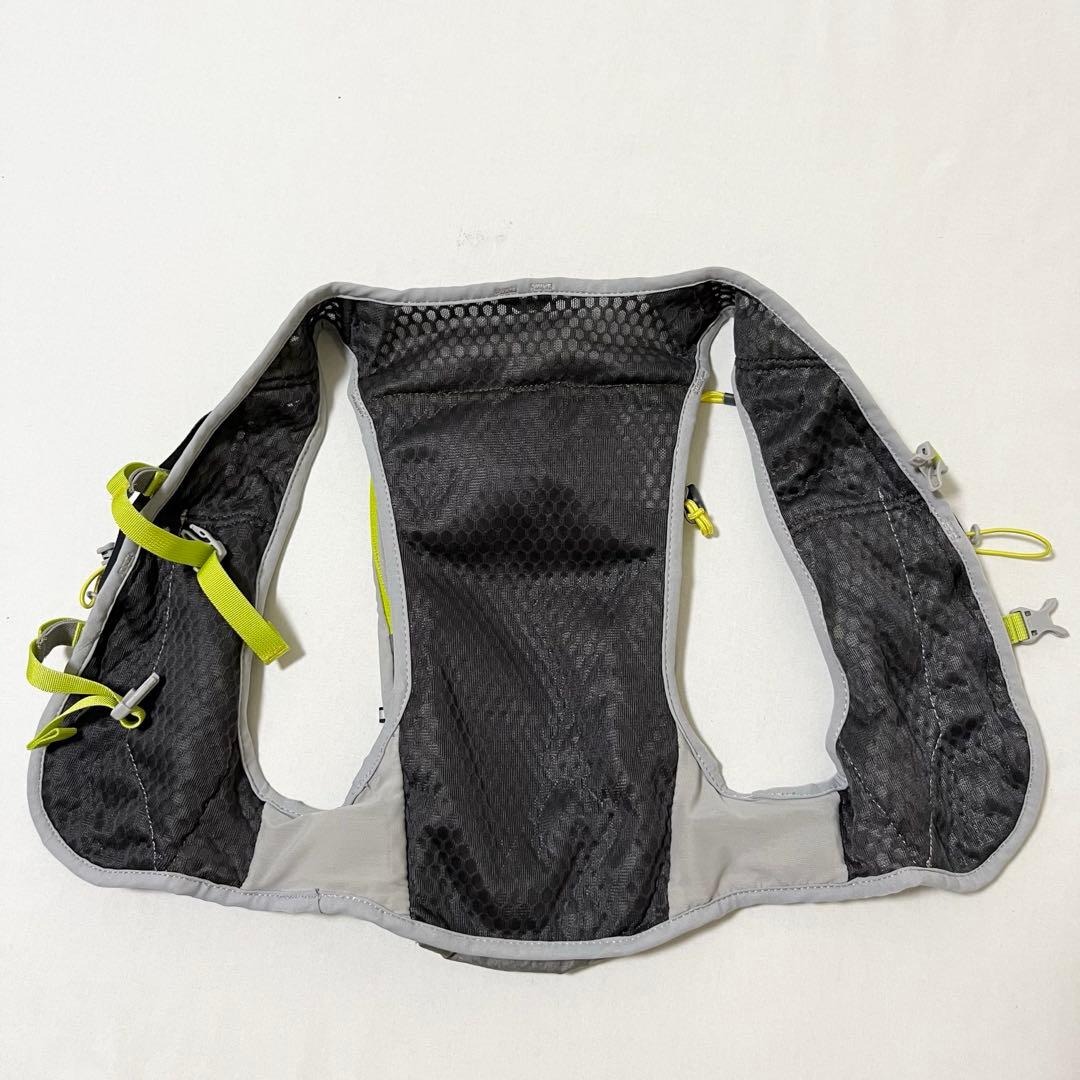 Mountain Hardwear フリューイッド レース ベストパック ザック
