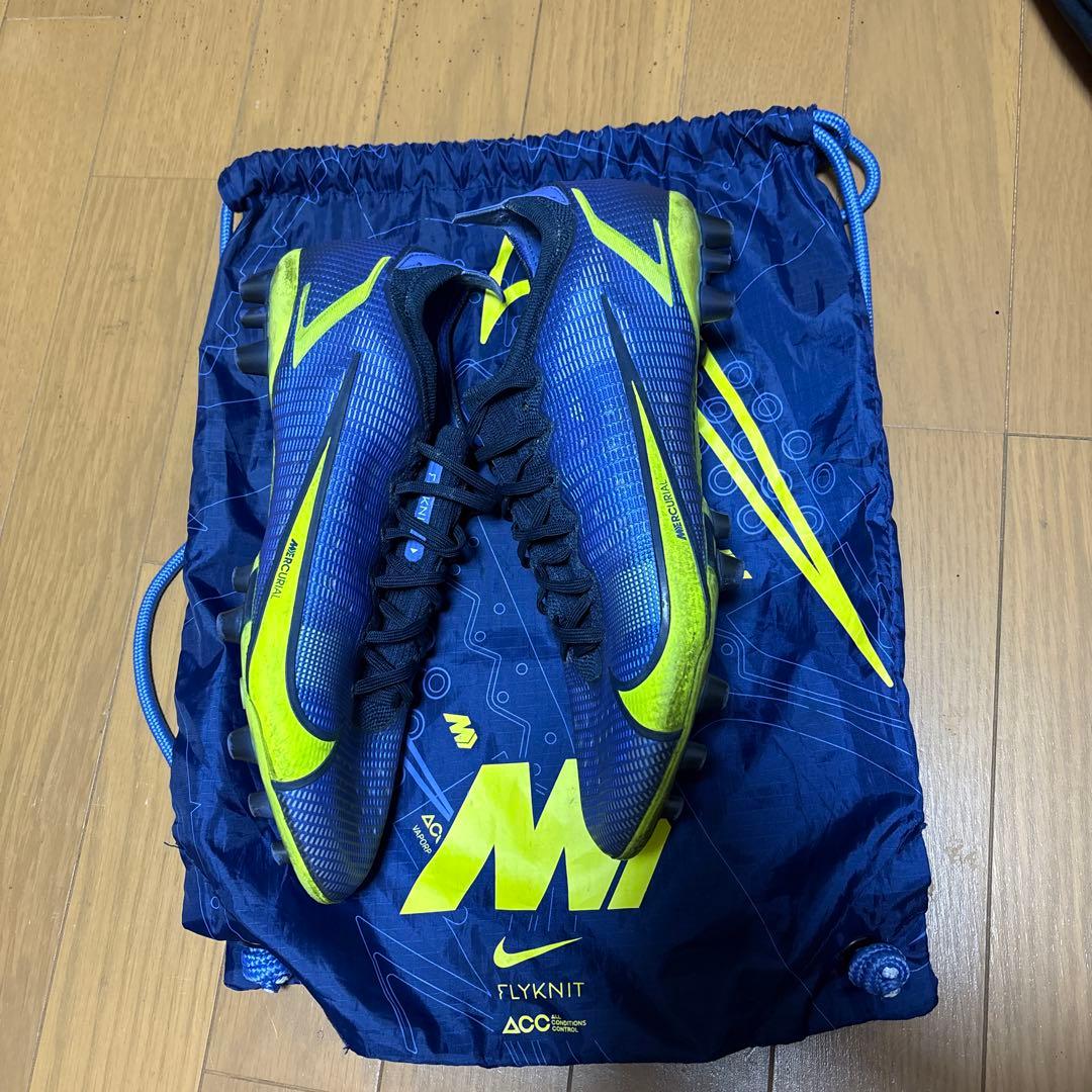NIKE マーキュリアル