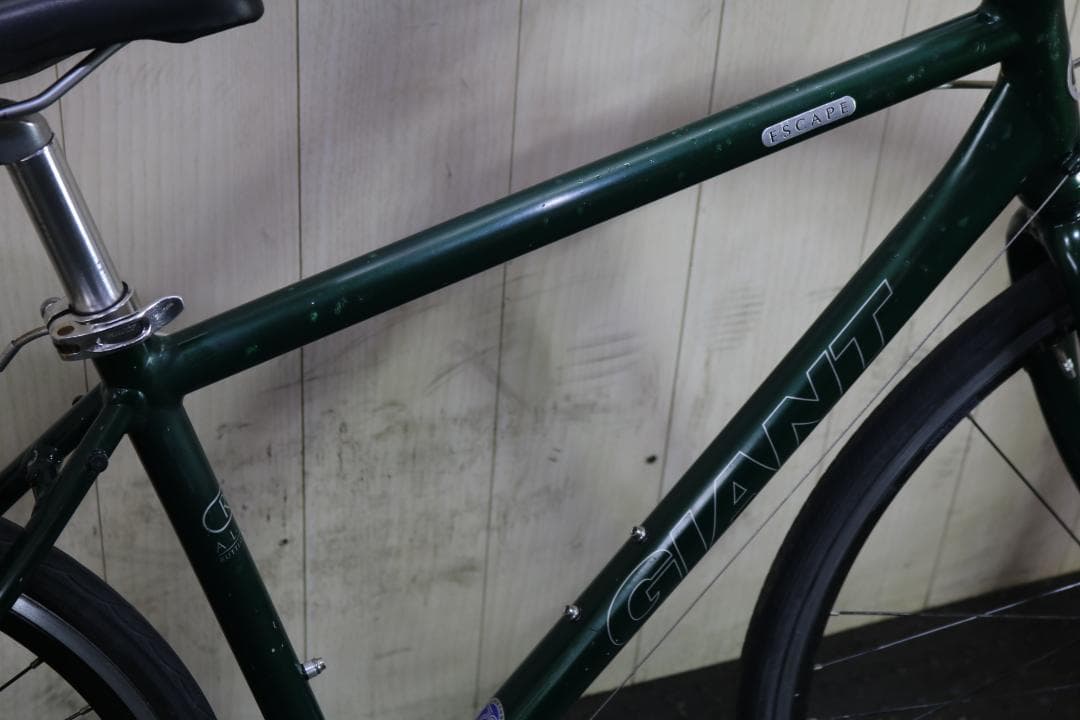 GIANT ESCAPE R3 700C アルミ 24速 465mm 緑クロス