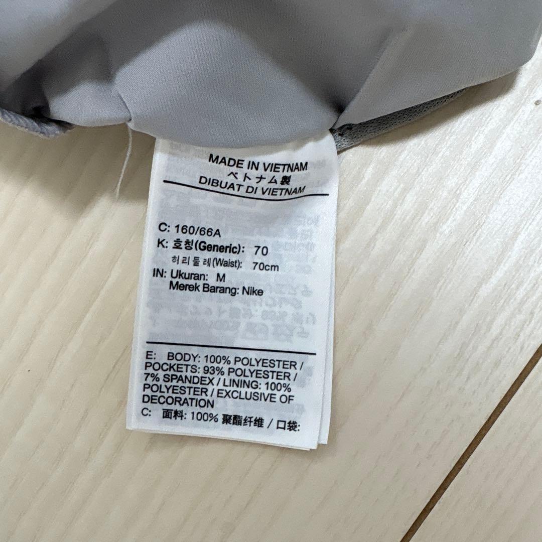 Nike タンクトップとショートパンツセット