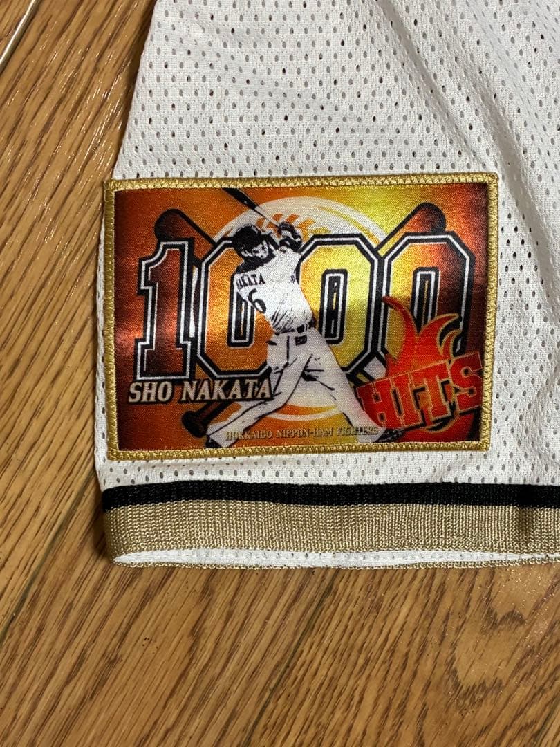 北海道日本ハムファイターズ　ユニフォーム　中田翔　1000本安打記念　刺繍