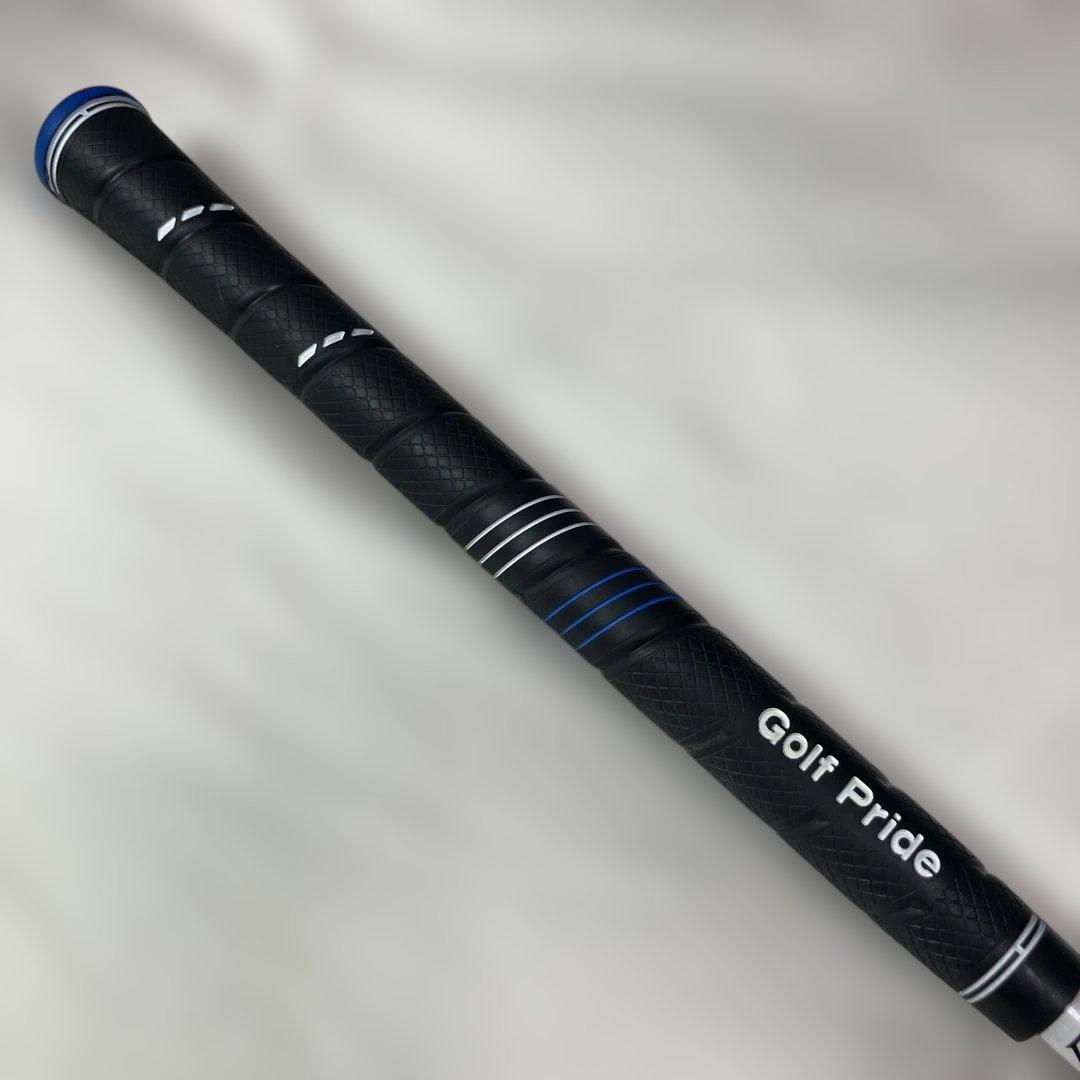 Cobra KING F7 ドライバー ヘッドカバーはありません。