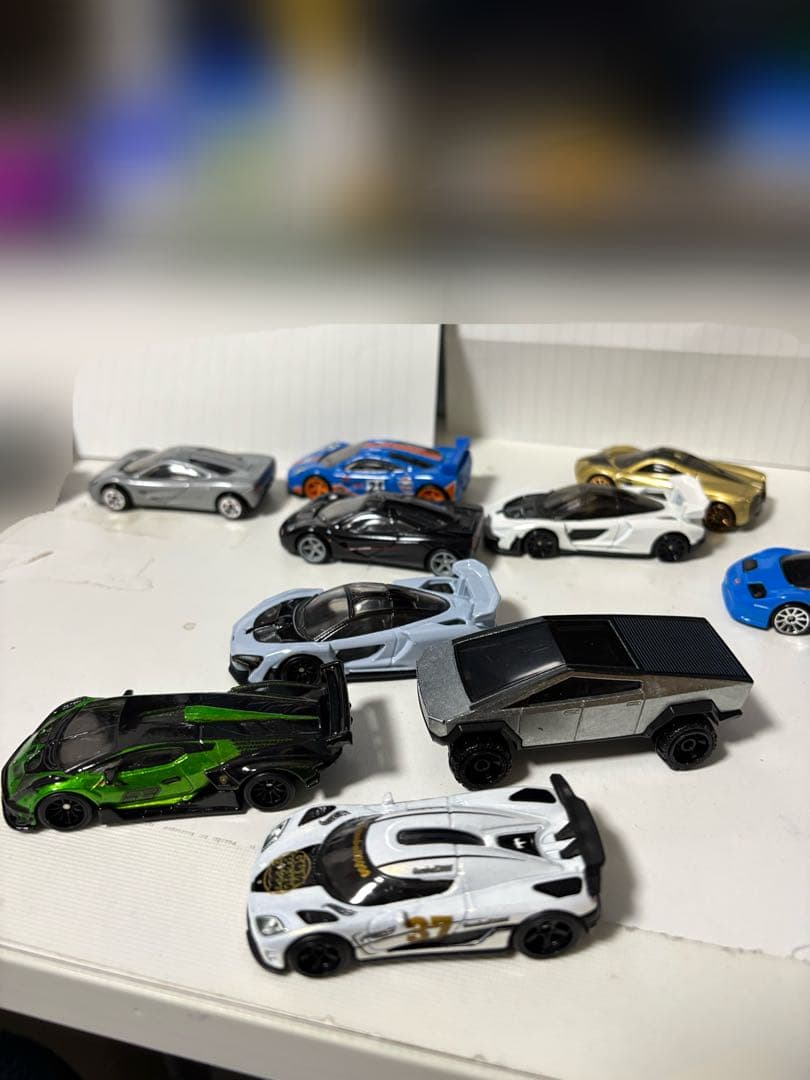 ホットウィールミニカー スーパー 12台セット&おまけ 2台