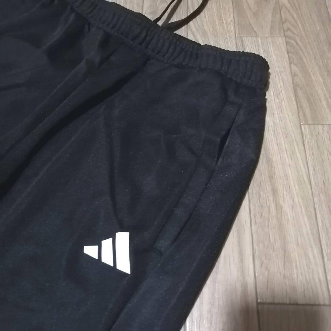 【残りわずか】新品　adidas メンズXL ジャージ上下セット　正規品