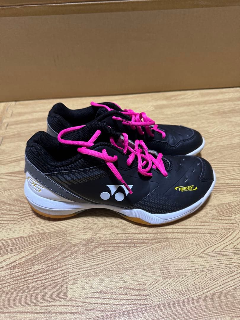 YONEX パワークッション65Z バドミントンシューズ　24.0センチ