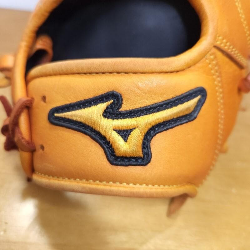 ミズノ 坂本モデル 限定PROFESSIONAL×3 良品 内野用 軟式グローブ