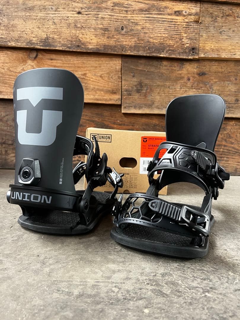 c*n様 新品　UNION STRATA ビンディング ブラック S 24-25